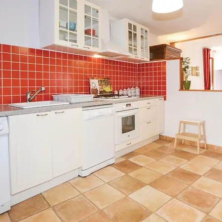 2 Bedroom In Les Salles-du-gardon
