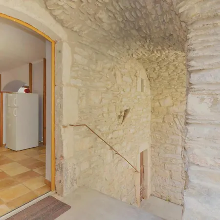 Apartment 2 Bedroom In Les Salles-du-gardon Soustelle