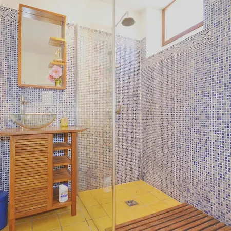 2 Bedroom In Les Salles-du-gardon Soustelle