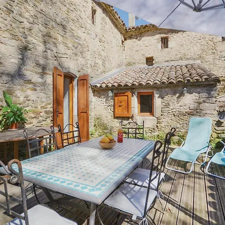 Beautiful In Les Salles-du-gardon Lejlighed