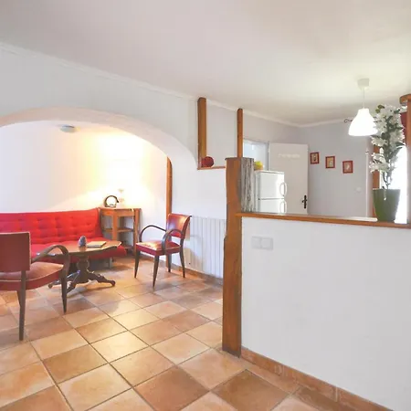 2 Bedroom In Les Salles-du-gardon * Soustelle