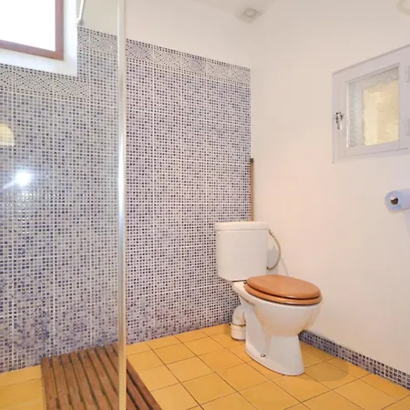 2 Bedroom In Les Salles-du-gardon Apartment Soustelle