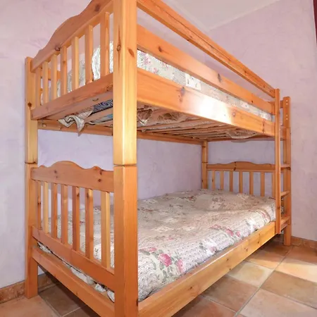 Apartment 2 Bedroom In Les Salles-du-gardon Soustelle