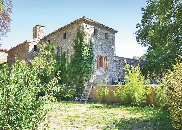 Cozy In Les Salles-du-gardon Apartamento